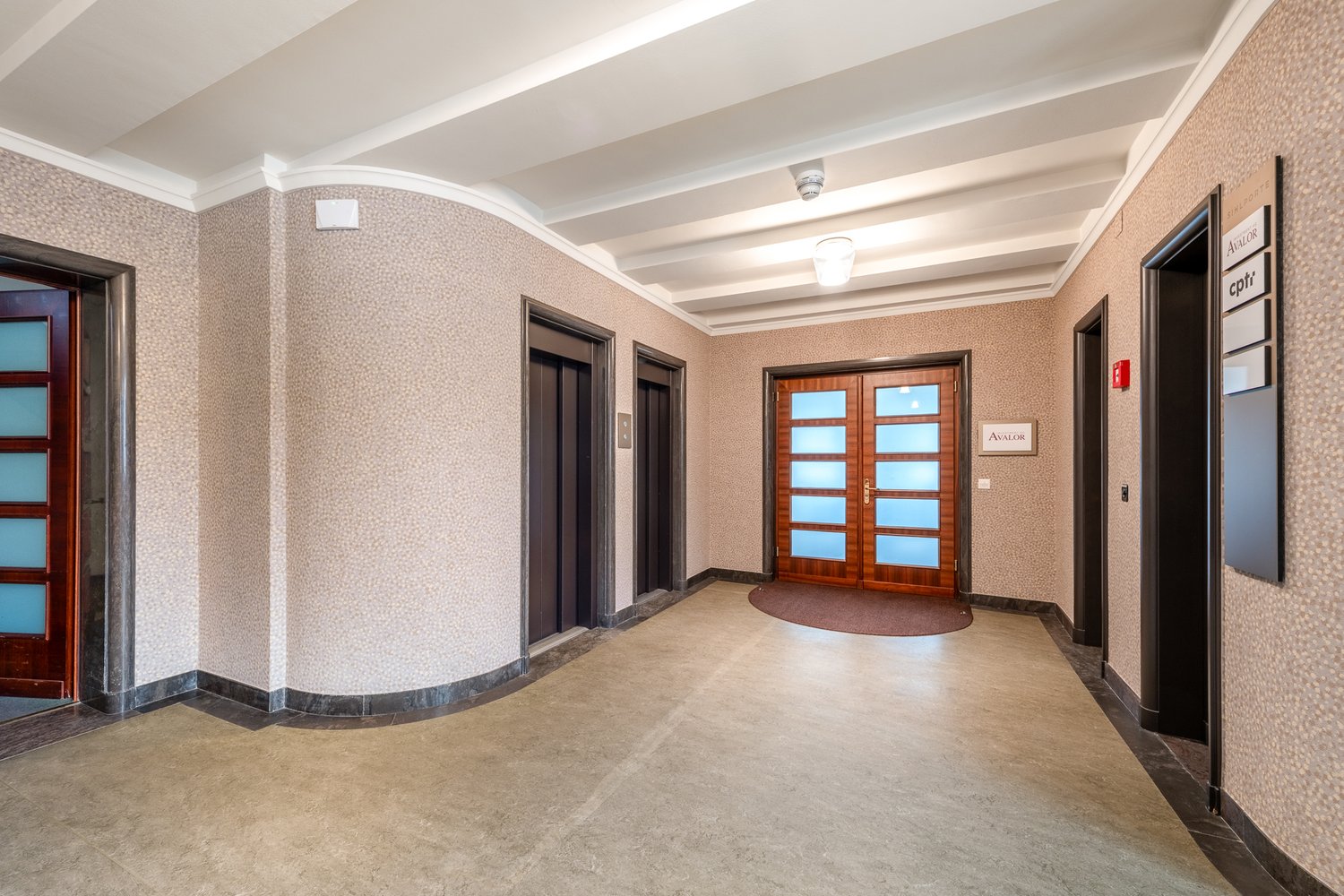 240m² de bureau
