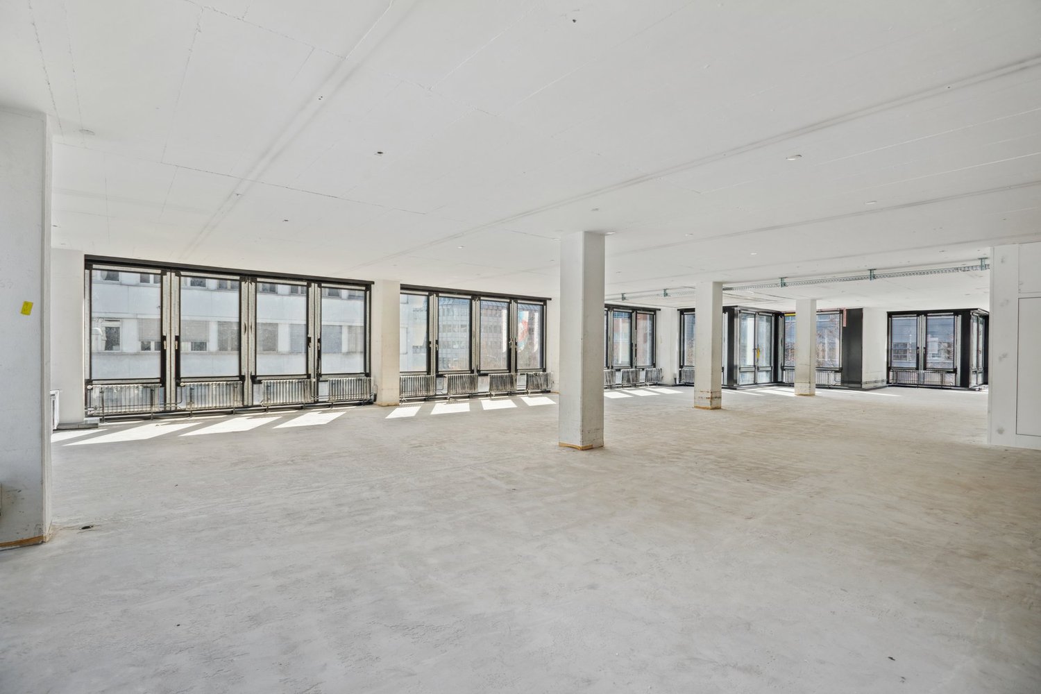 1320m² bureau