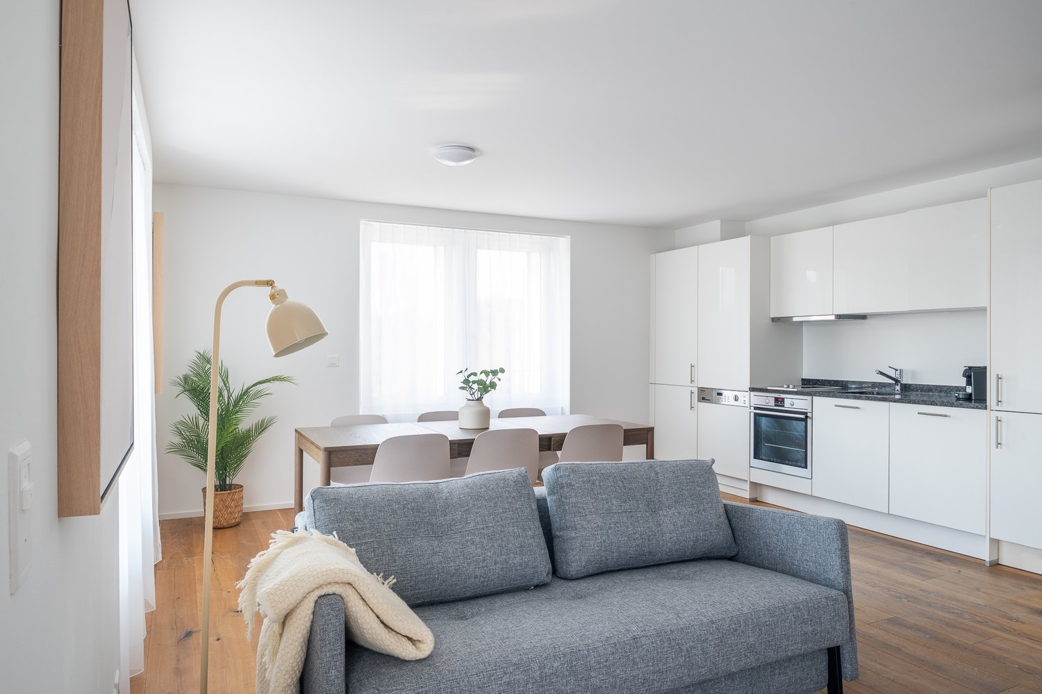 2 ½ rooms furnished flat, Foto 1 von 10