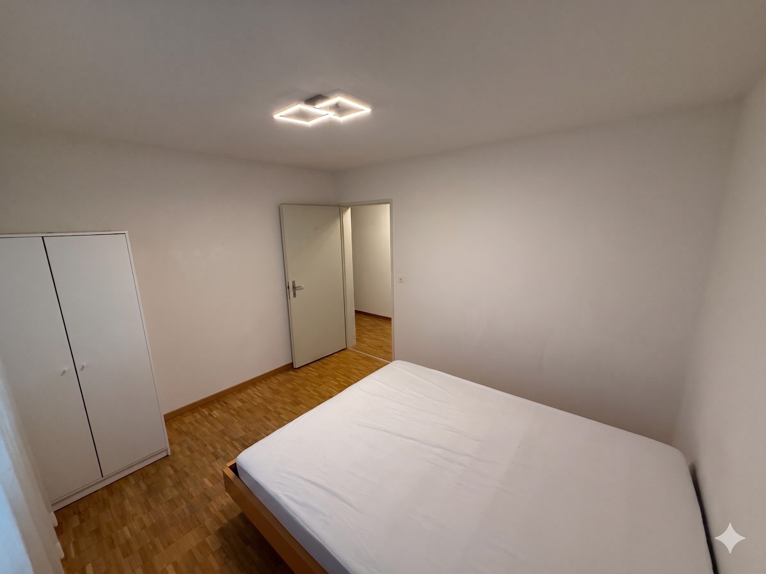 Room in a shared flat, Foto 2 von 6