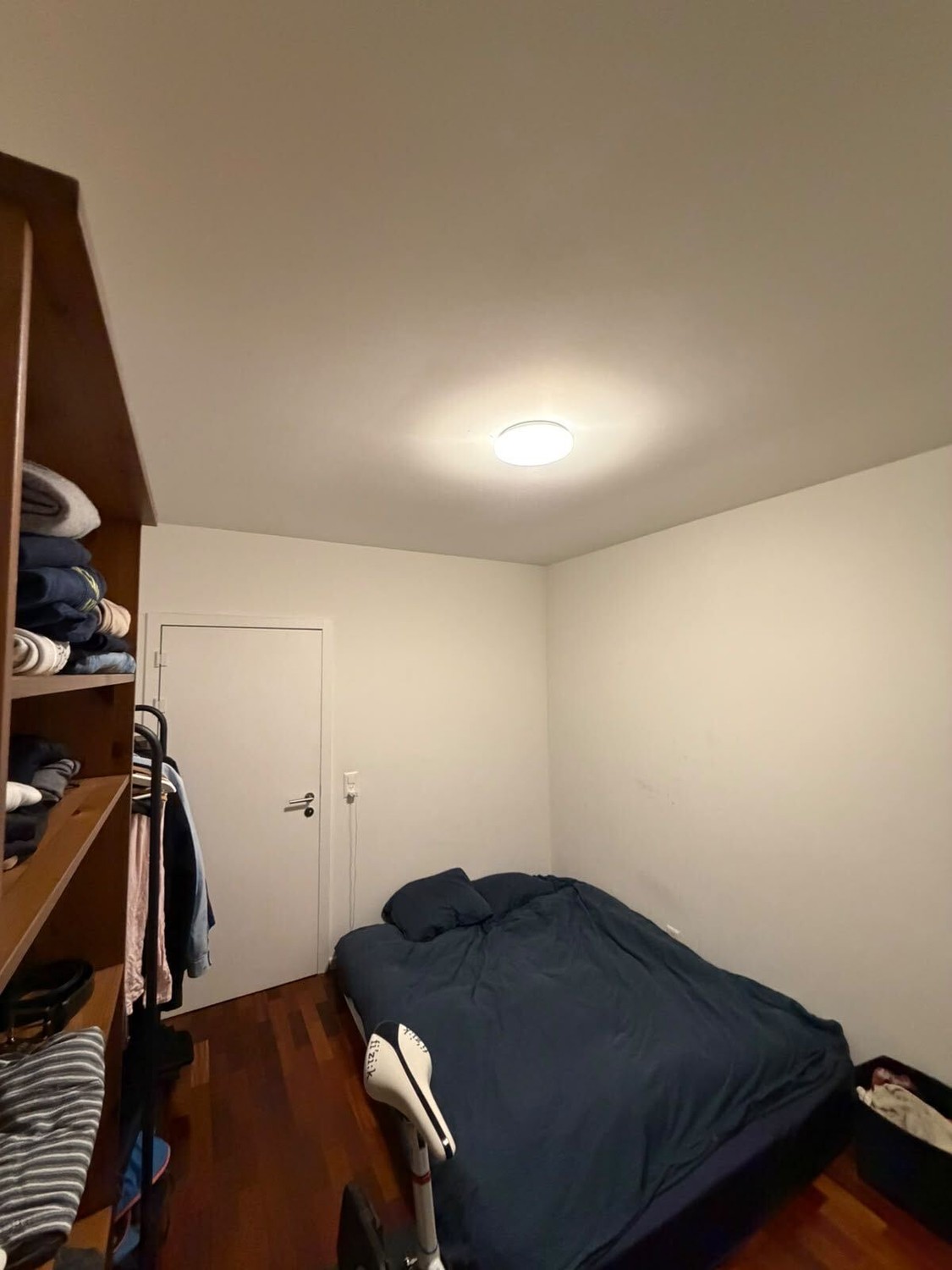 Chambre dans une colocation

Salut à tous🙋🏼

Nous cherchons quelqu'un pour reprendre la dernière chambre de notre appartement en colocation à Zurlindenstrasse. L'appartement est moderne, bien situé, lumineux et prêt pour votre emménagement à partir du 1er novembre.

Commodités :

- Lave-vaisselle���
