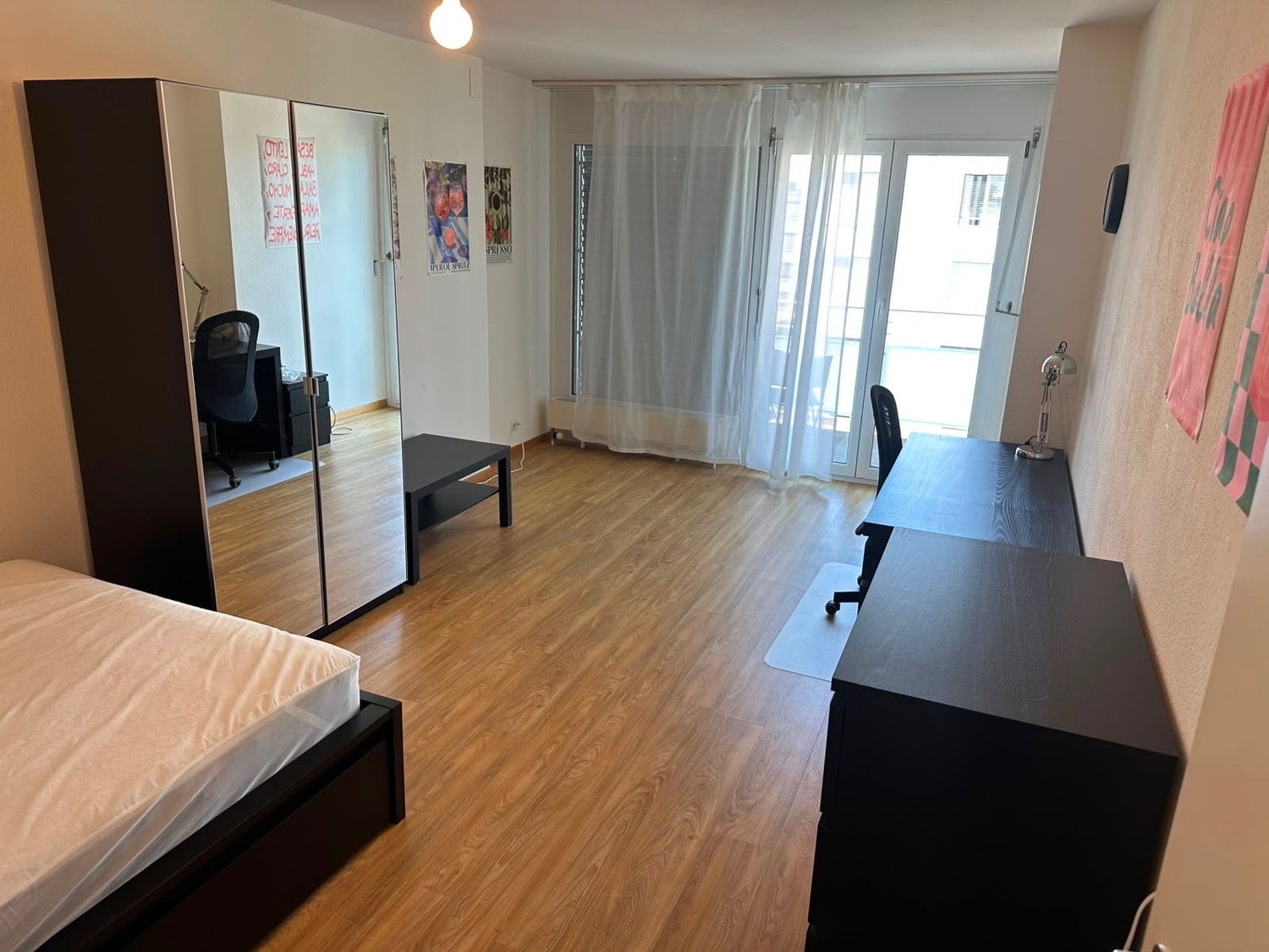 Room in a shared flat, Foto 1 von 6