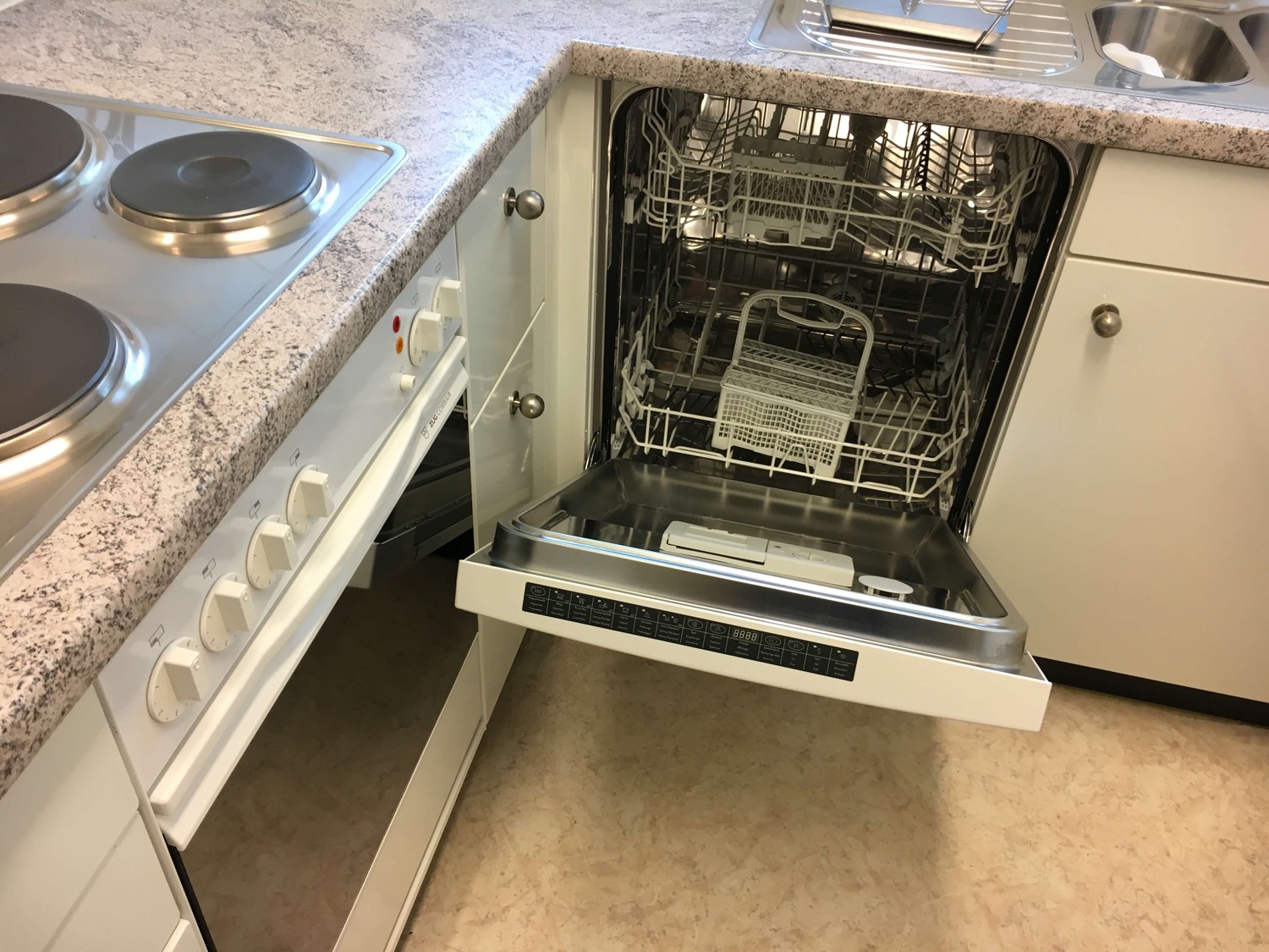 Zimmer in einer Wohngemeinschaft, Foto 6 von 10