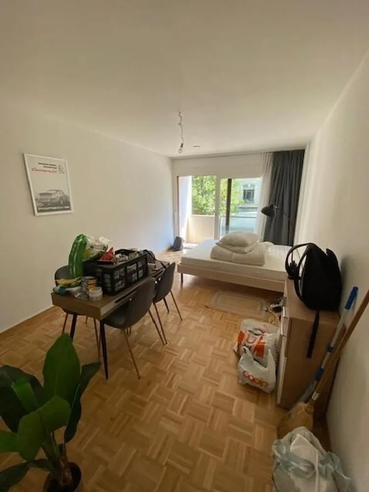 Studio von 35 m² mit Balkon