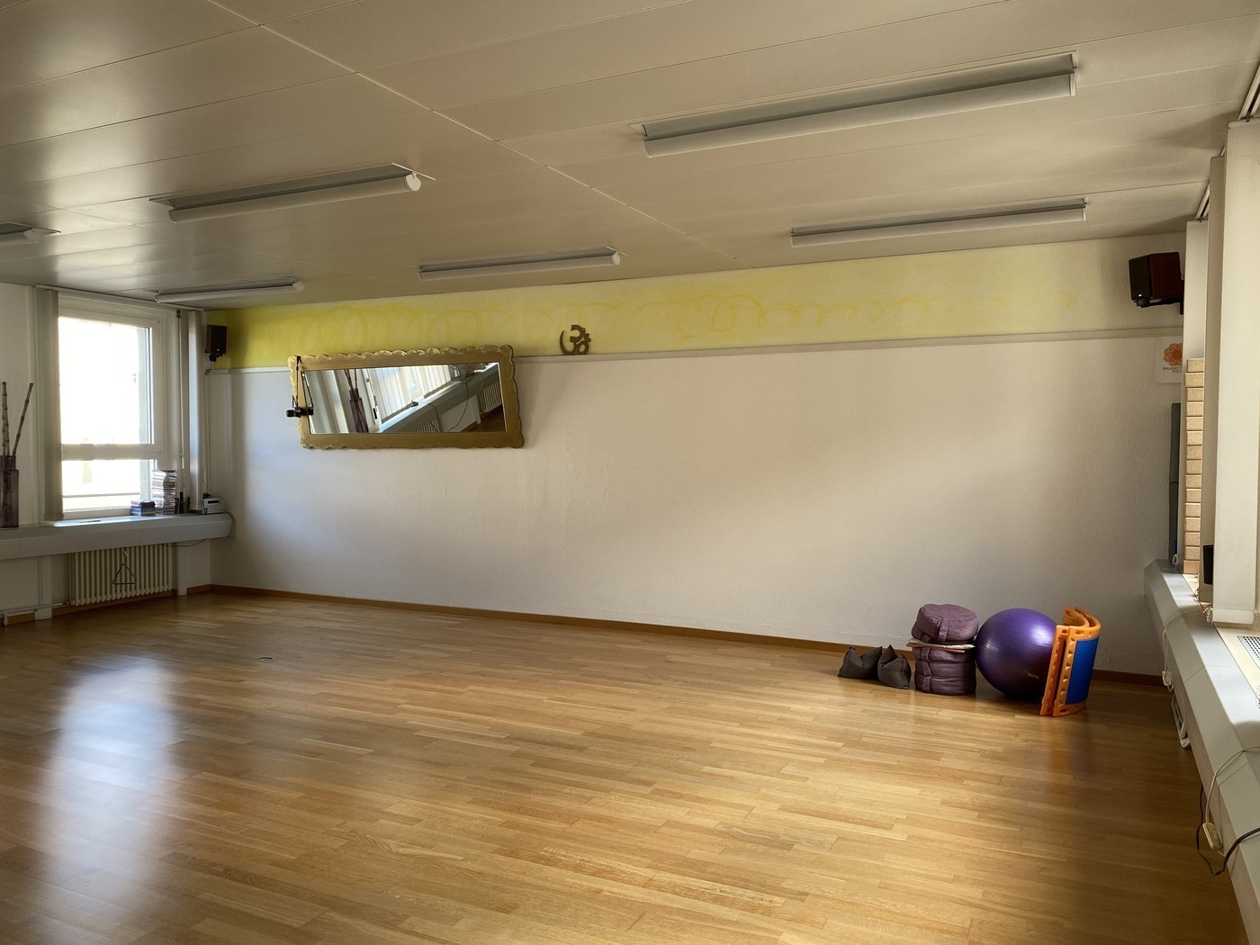 50m² commercial