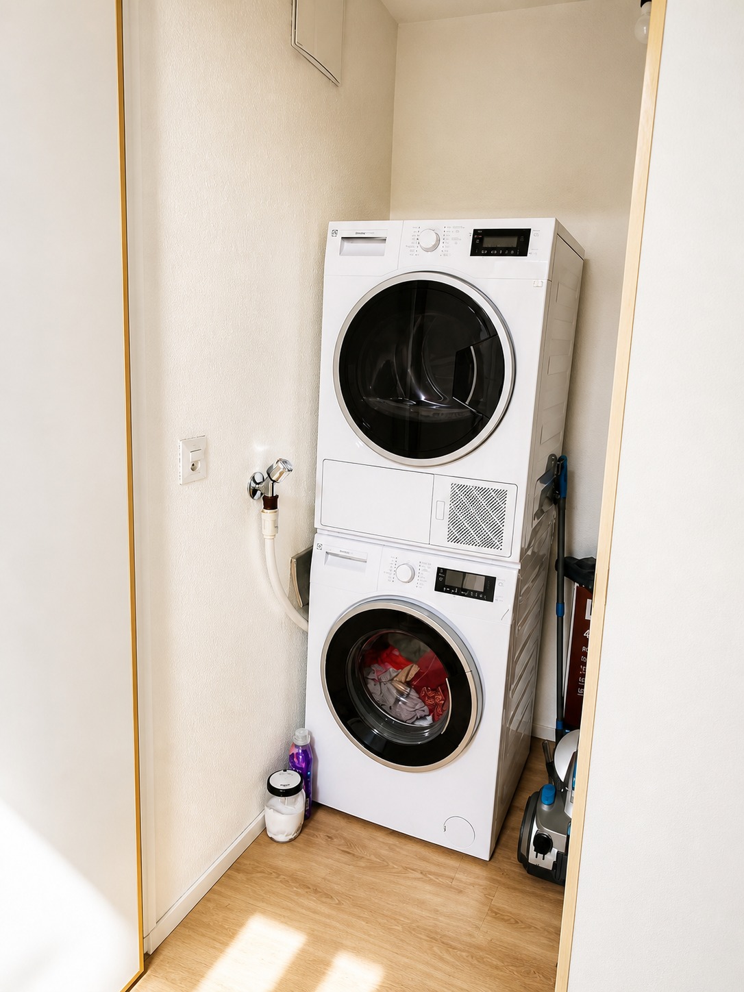 Möblierte 2 ½ Zimmer Wohnung, Foto 9 von 10