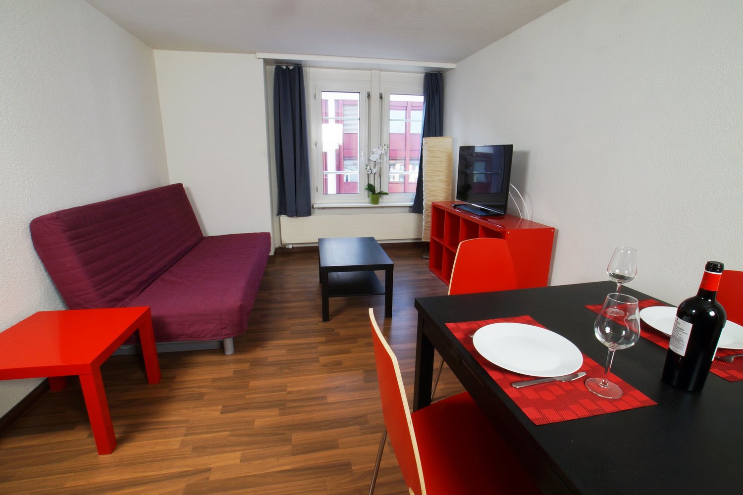 2 rooms furnished flat