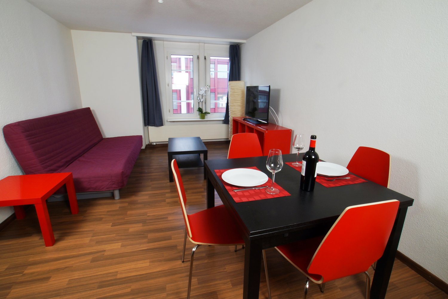 2 rooms furnished flat