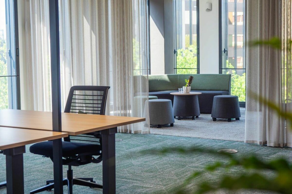 4500m² office