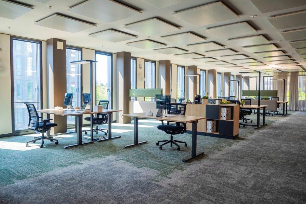 4500m² office
