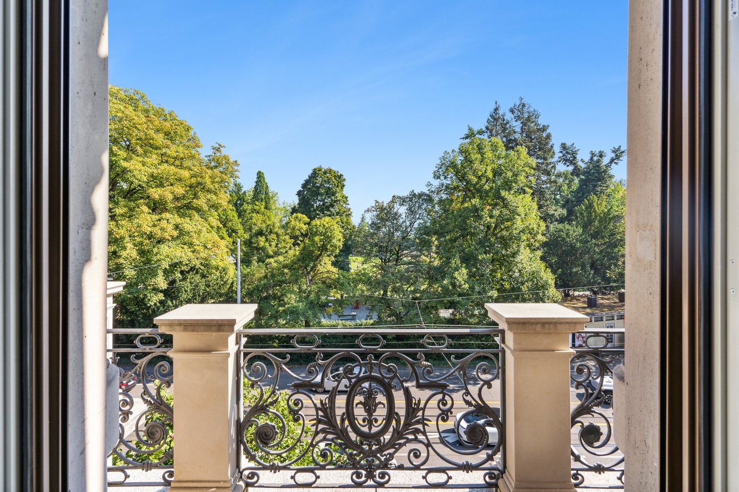 300m² de bureaux