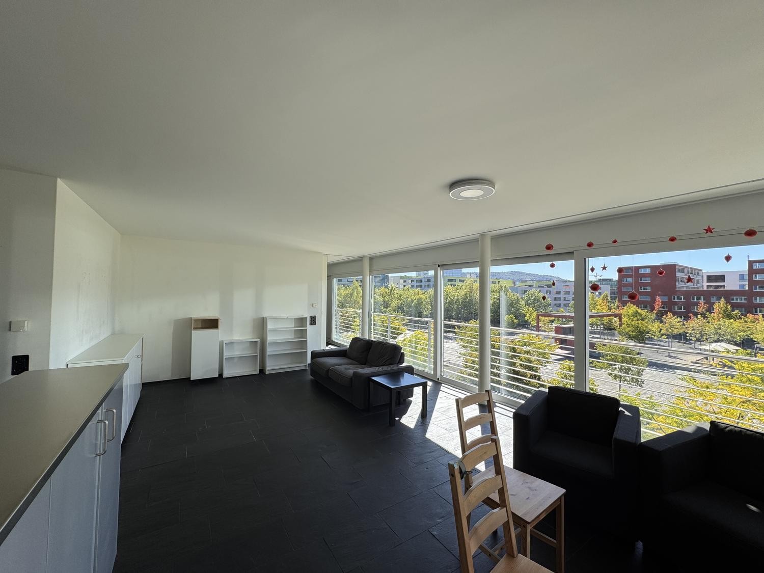 4 ½ Zimmer-Wohnung, Foto 1 von 10