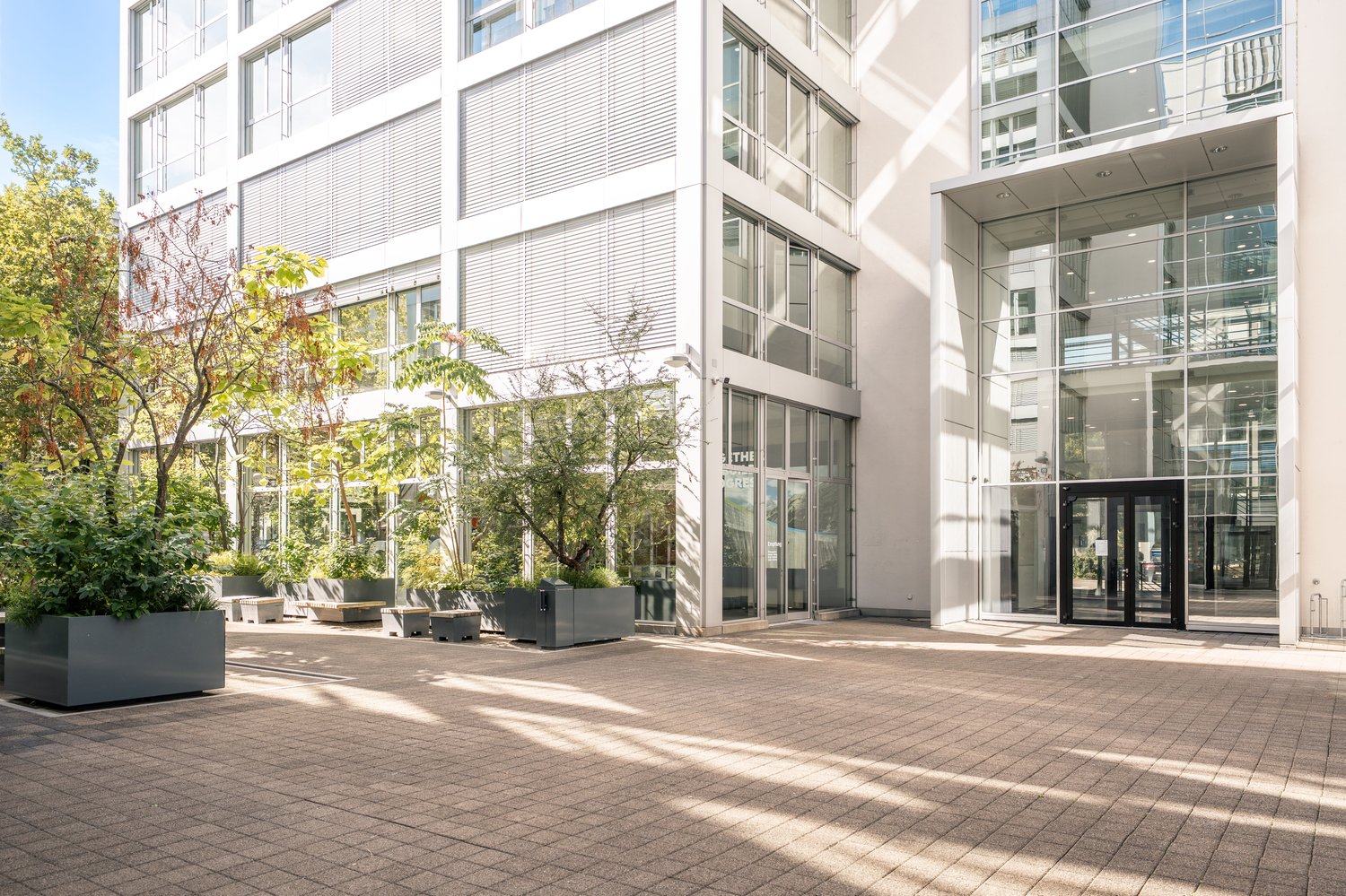 2800m² de bureaux