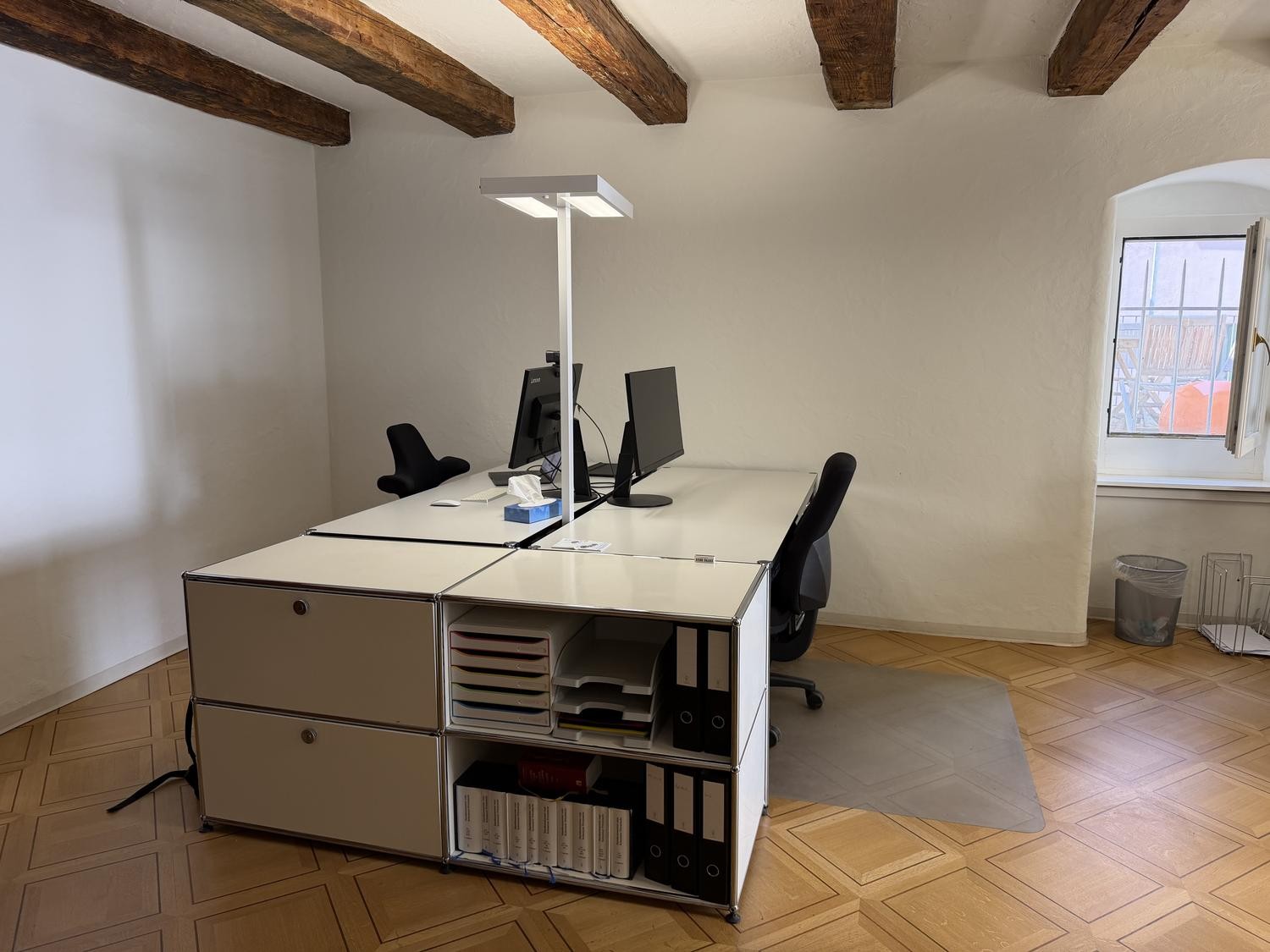 Bureaux de 18-18m²