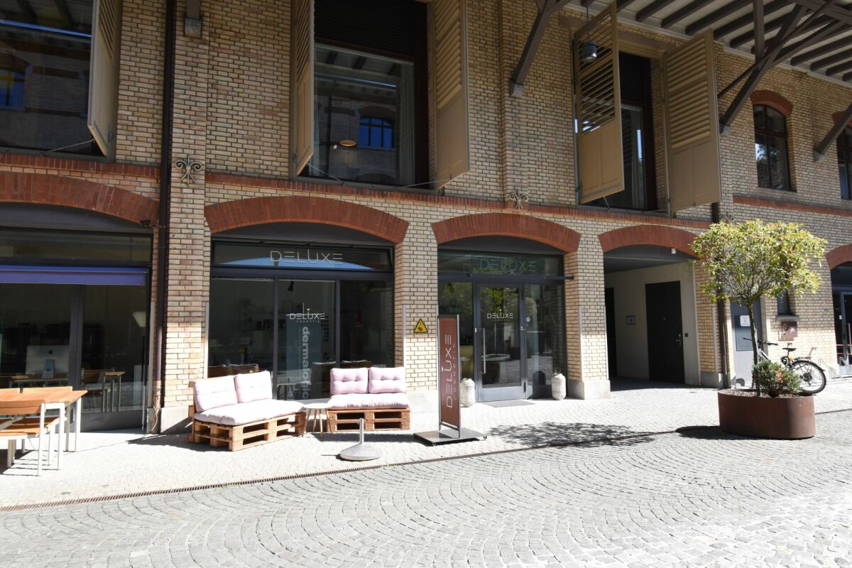 Negozio, foto 1 di 6