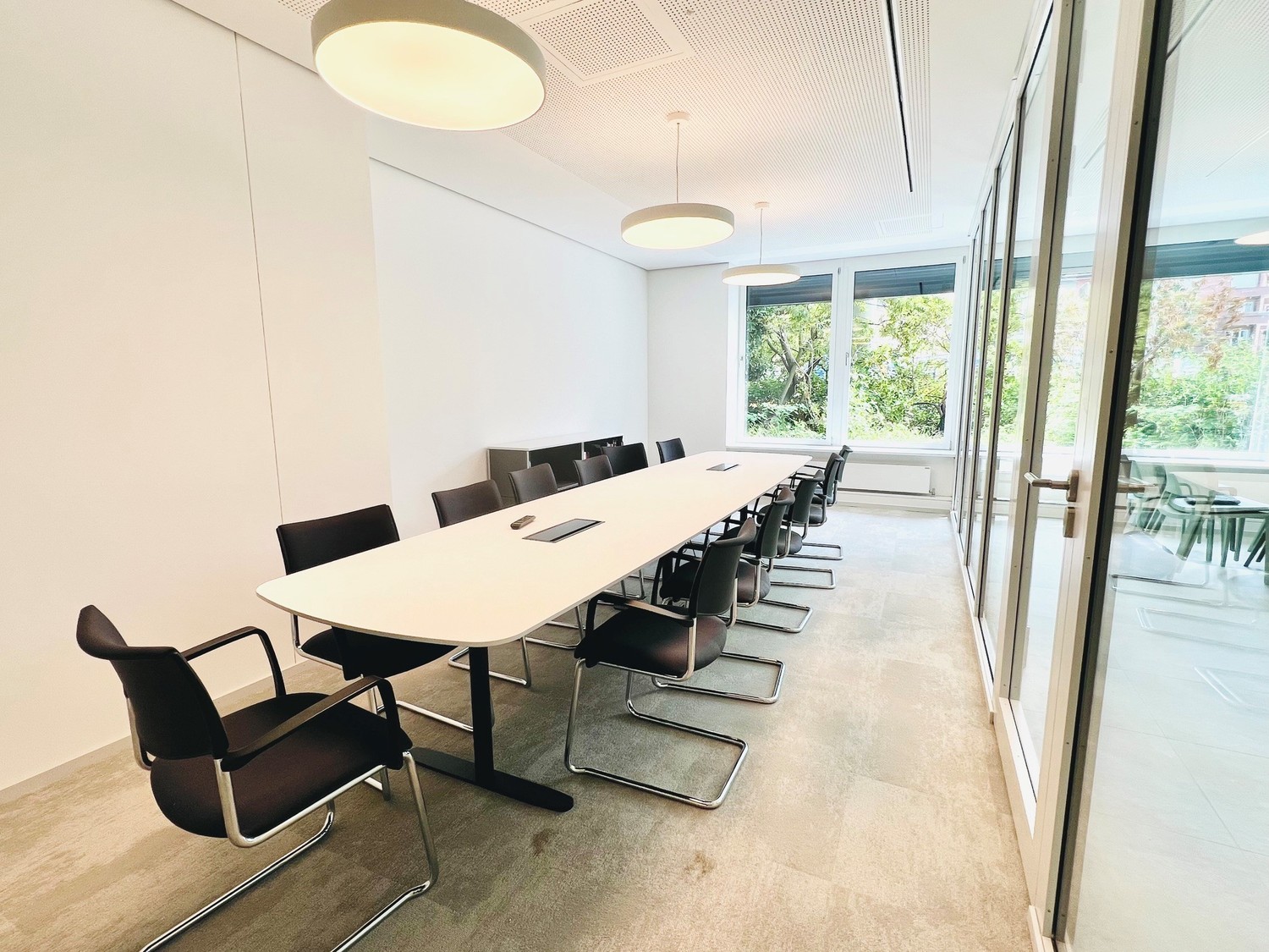 47-170m² commercial