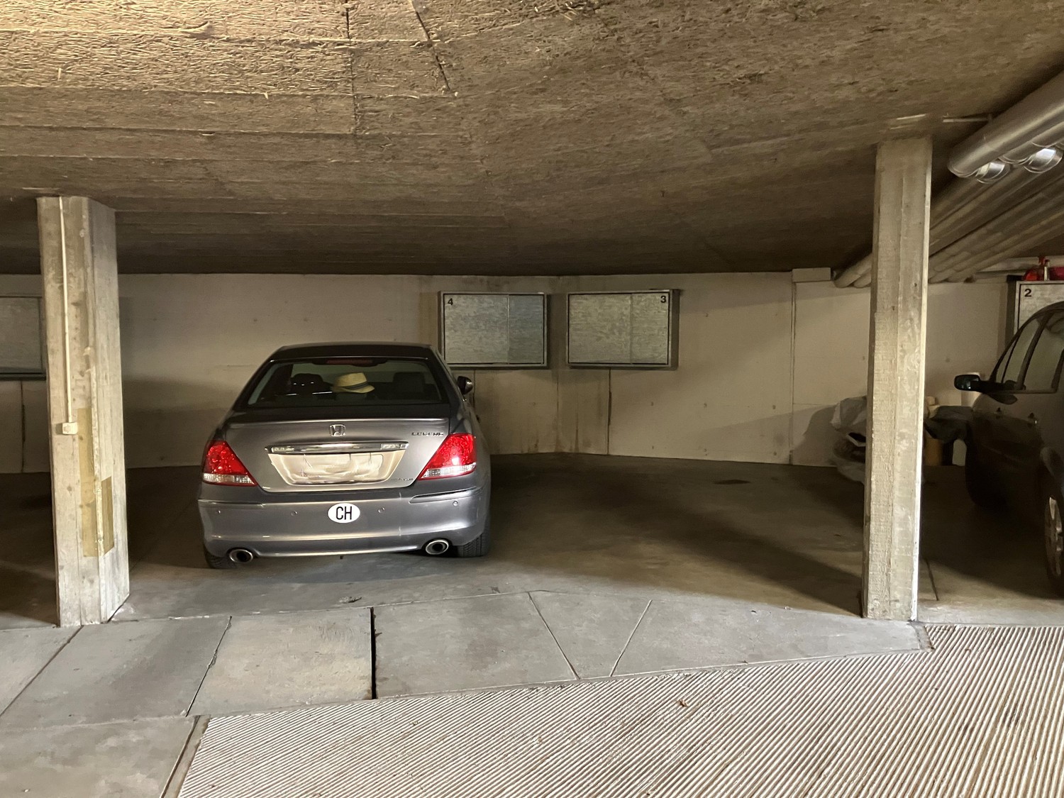 Underground slot, Foto 1 von 3