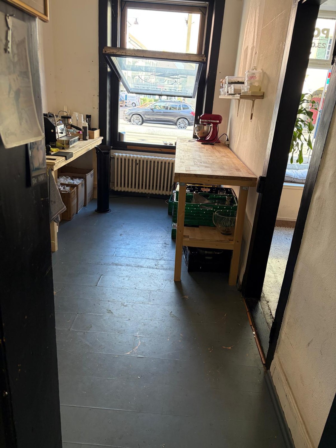 67m² commercial