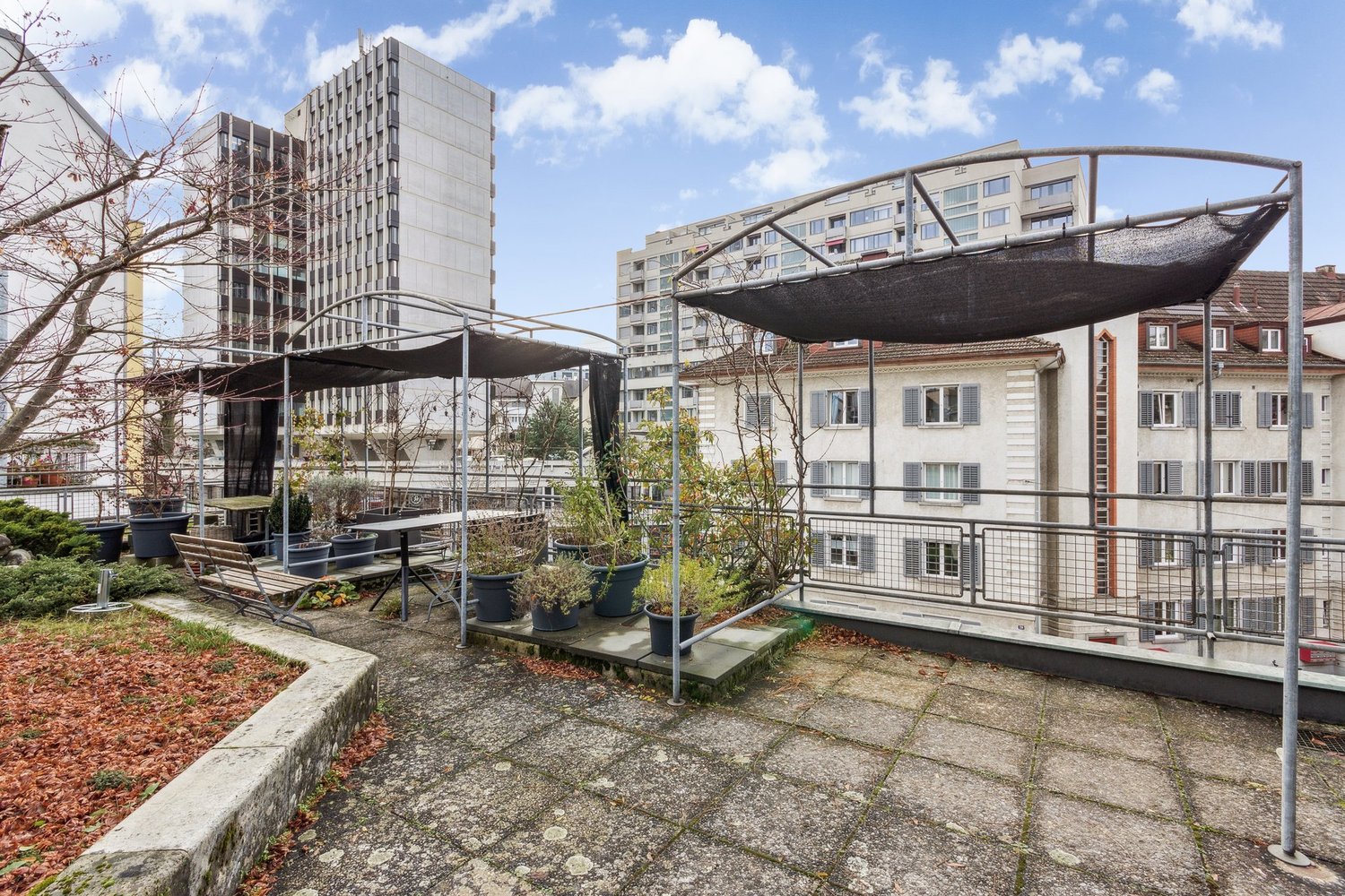 13m² office
