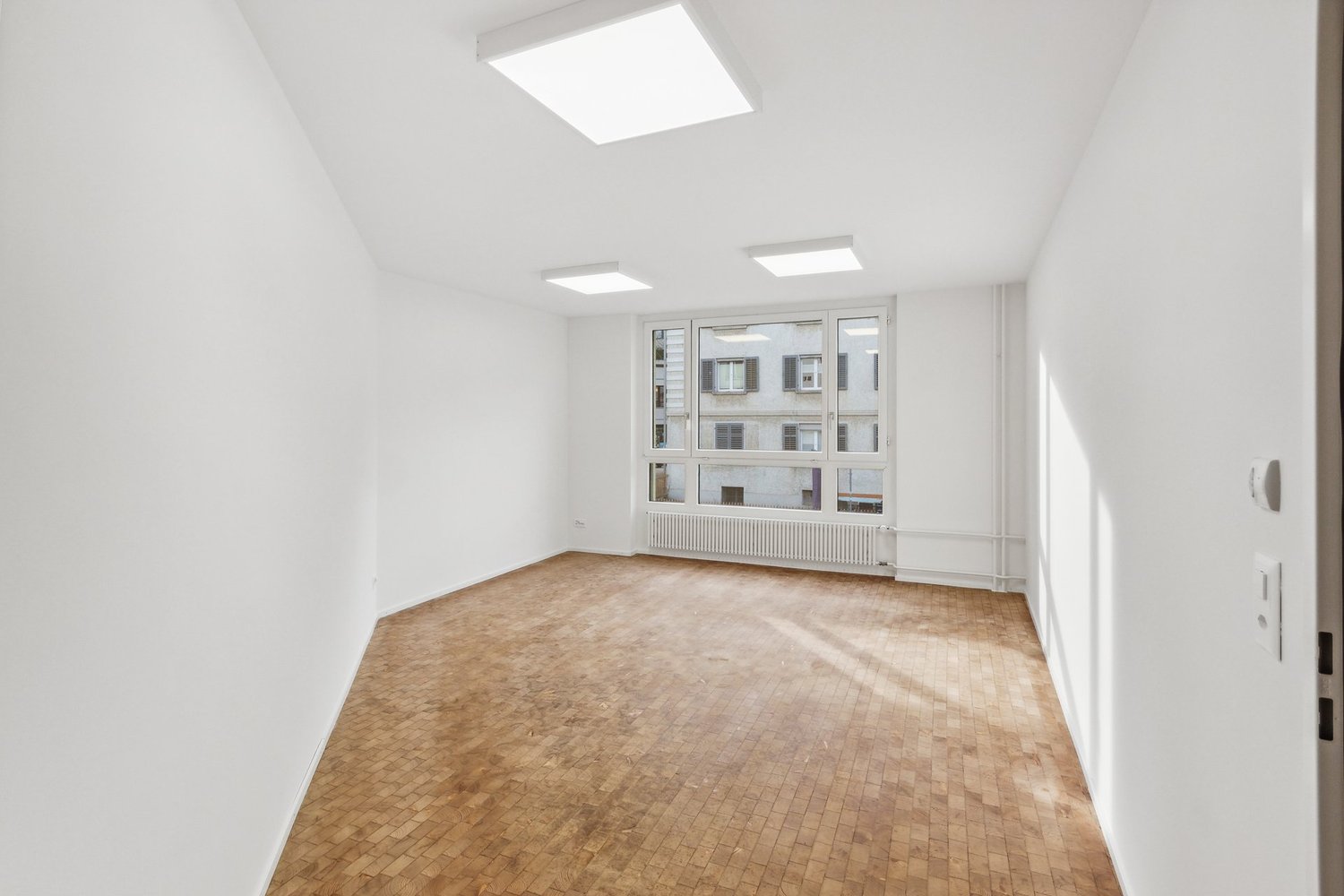 13m² office