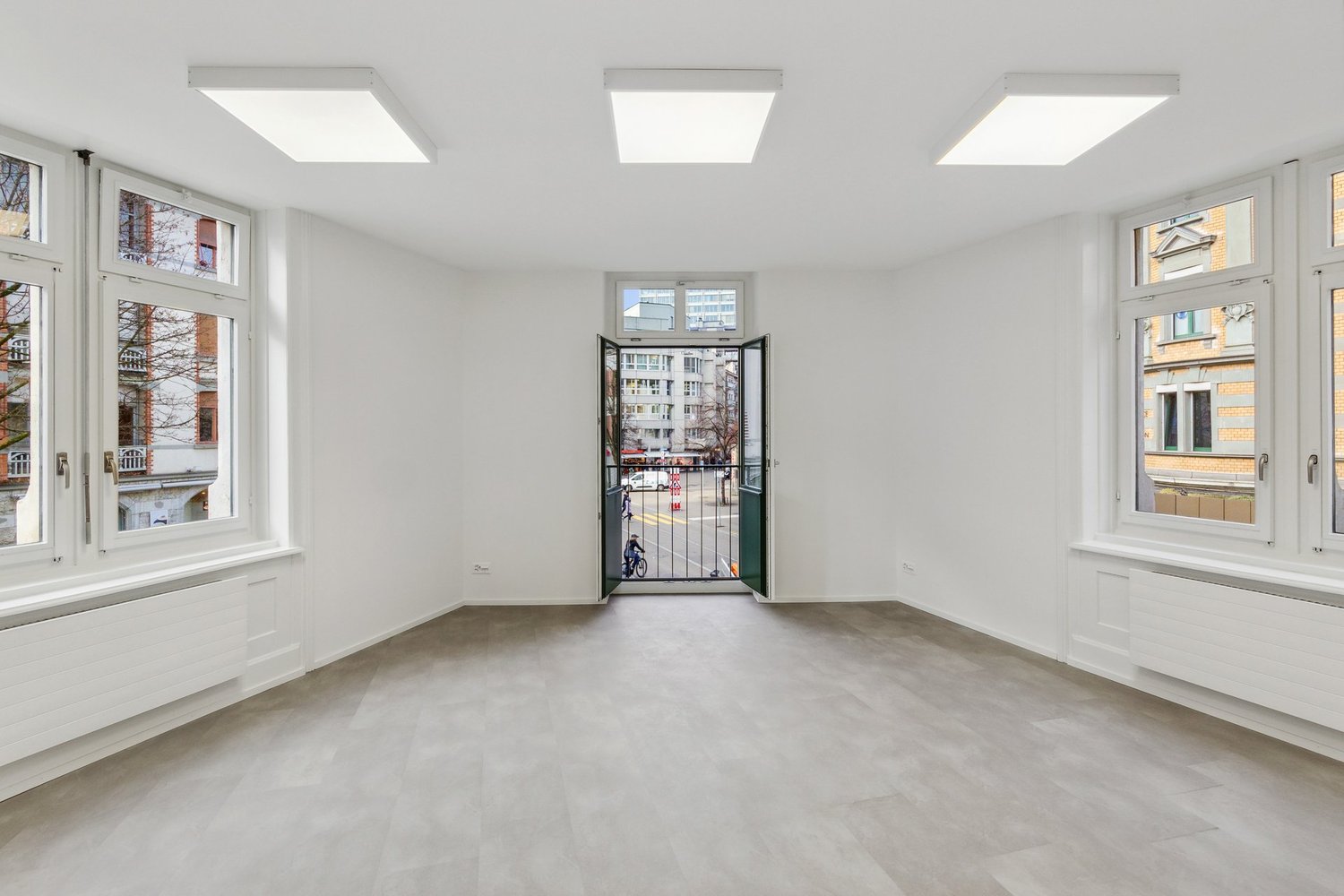13m² office