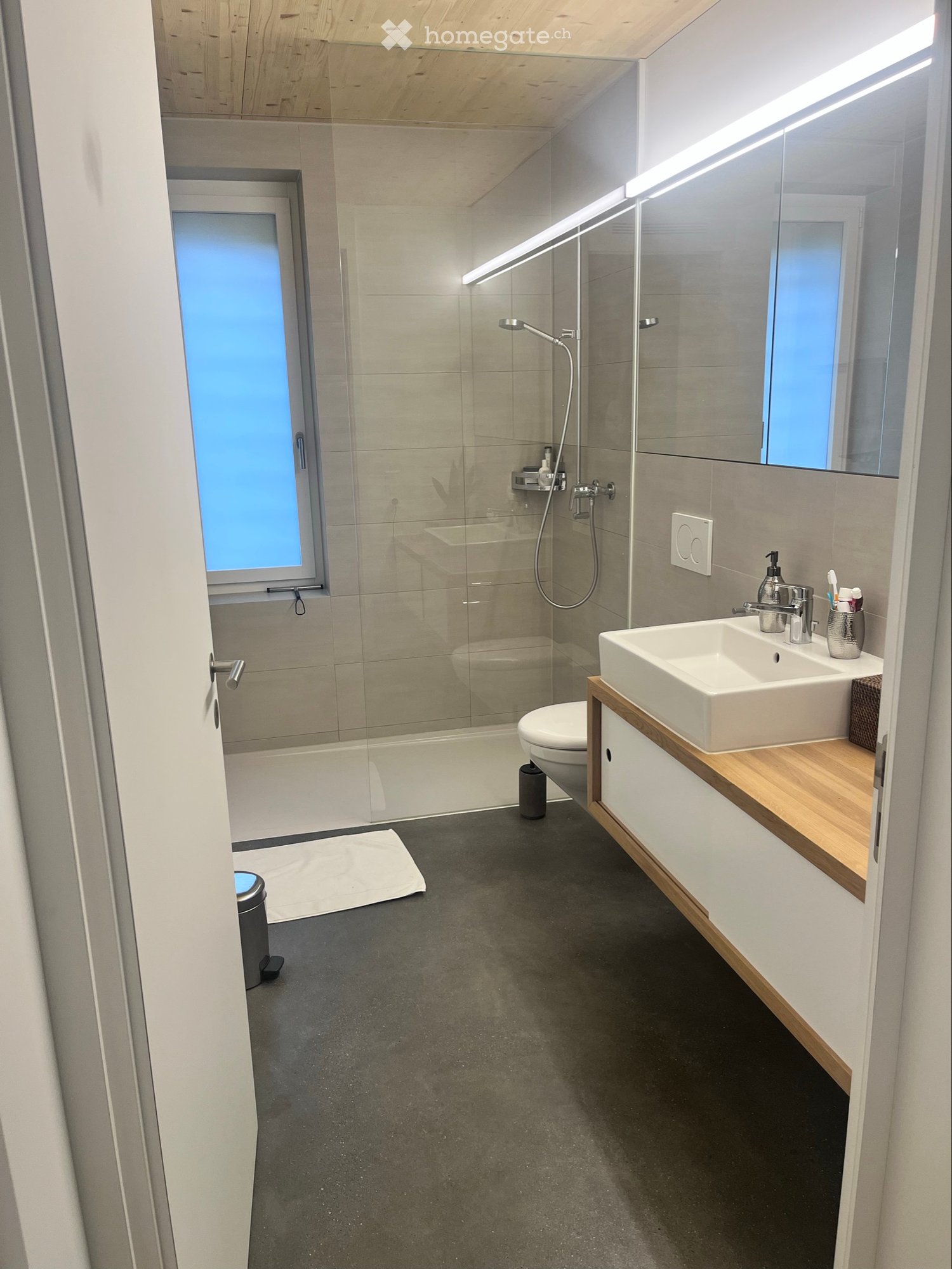1 room single room