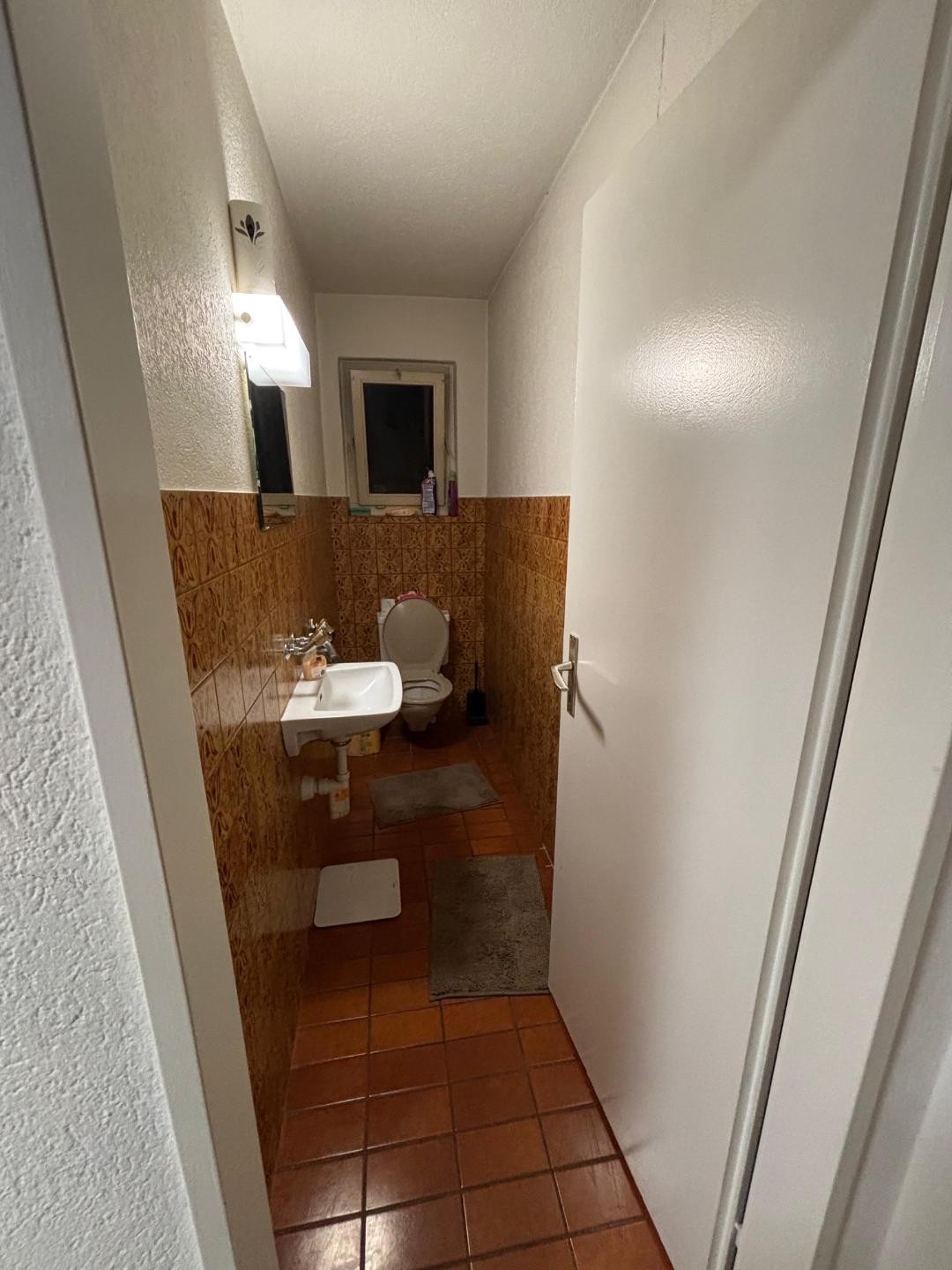 Camera in un appartamento condiviso, foto 3 di 6