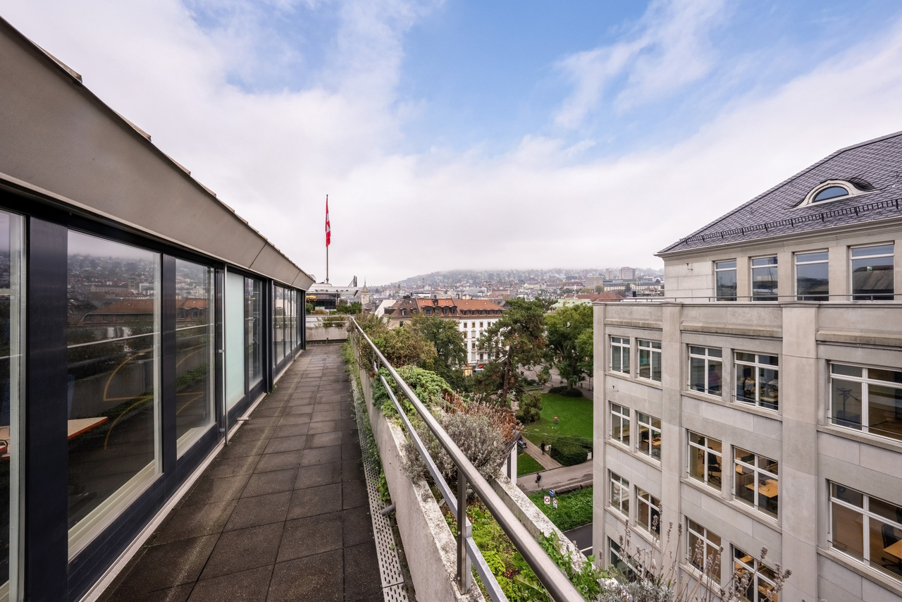 528m² bureau