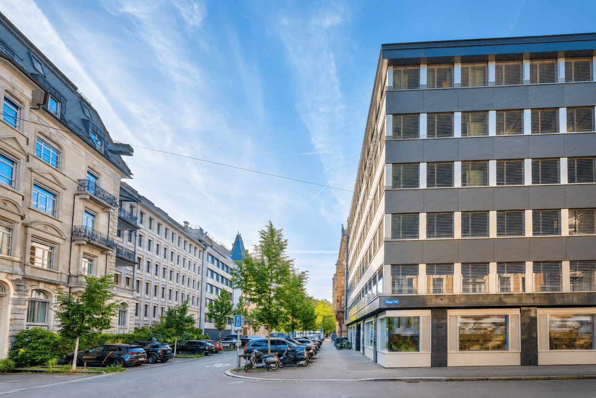 1960m² de bureaux