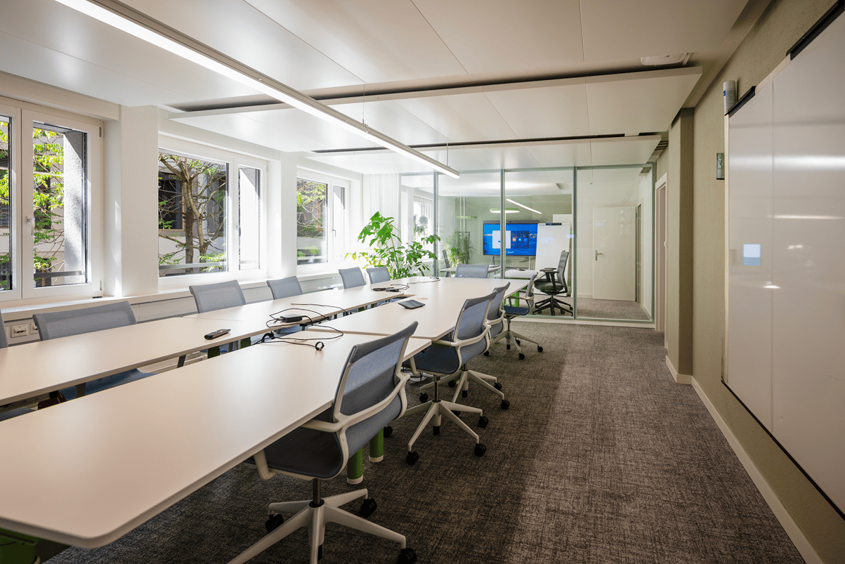 1960m² de bureaux