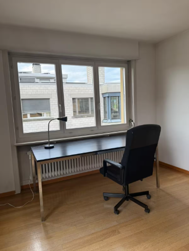 Camera in un appartamento condiviso, foto 4 di 9