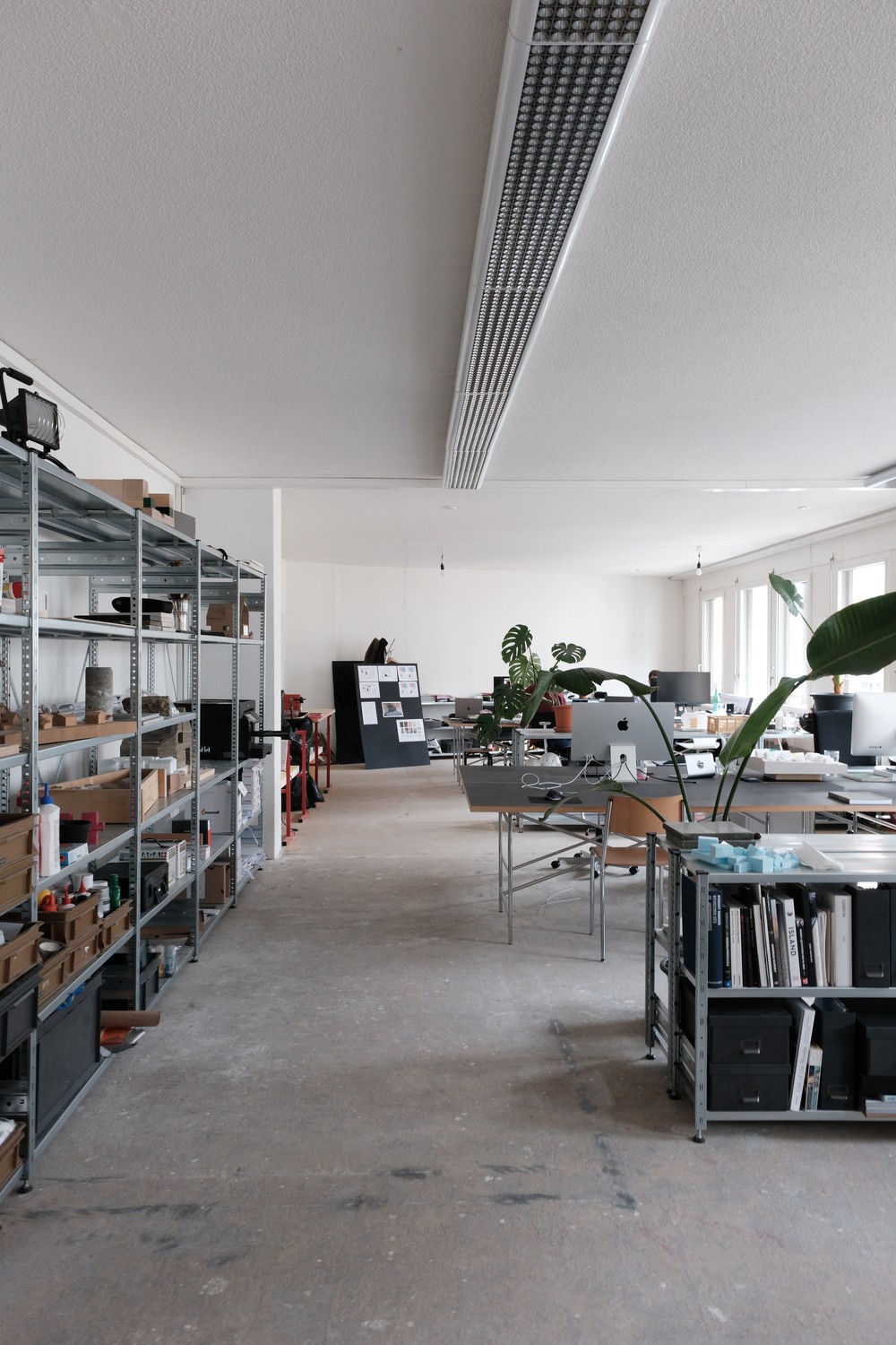 118m² ufficio, foto 1 di 7