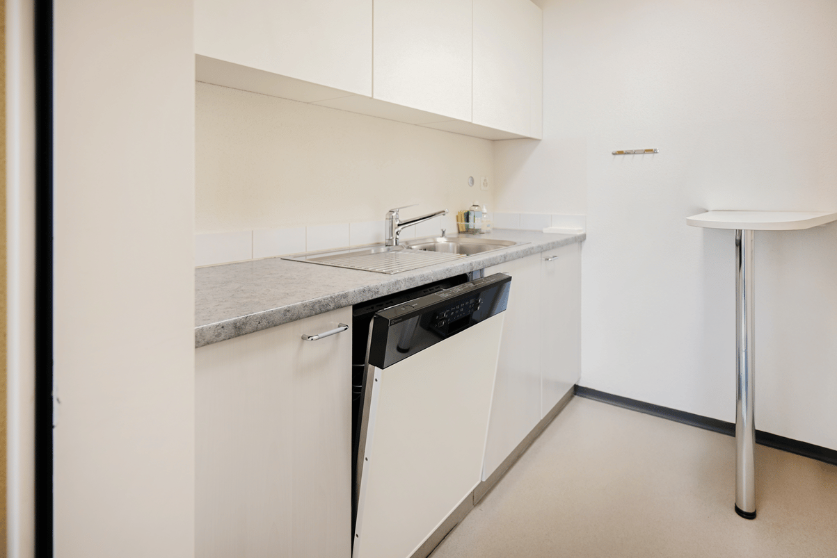168m² office