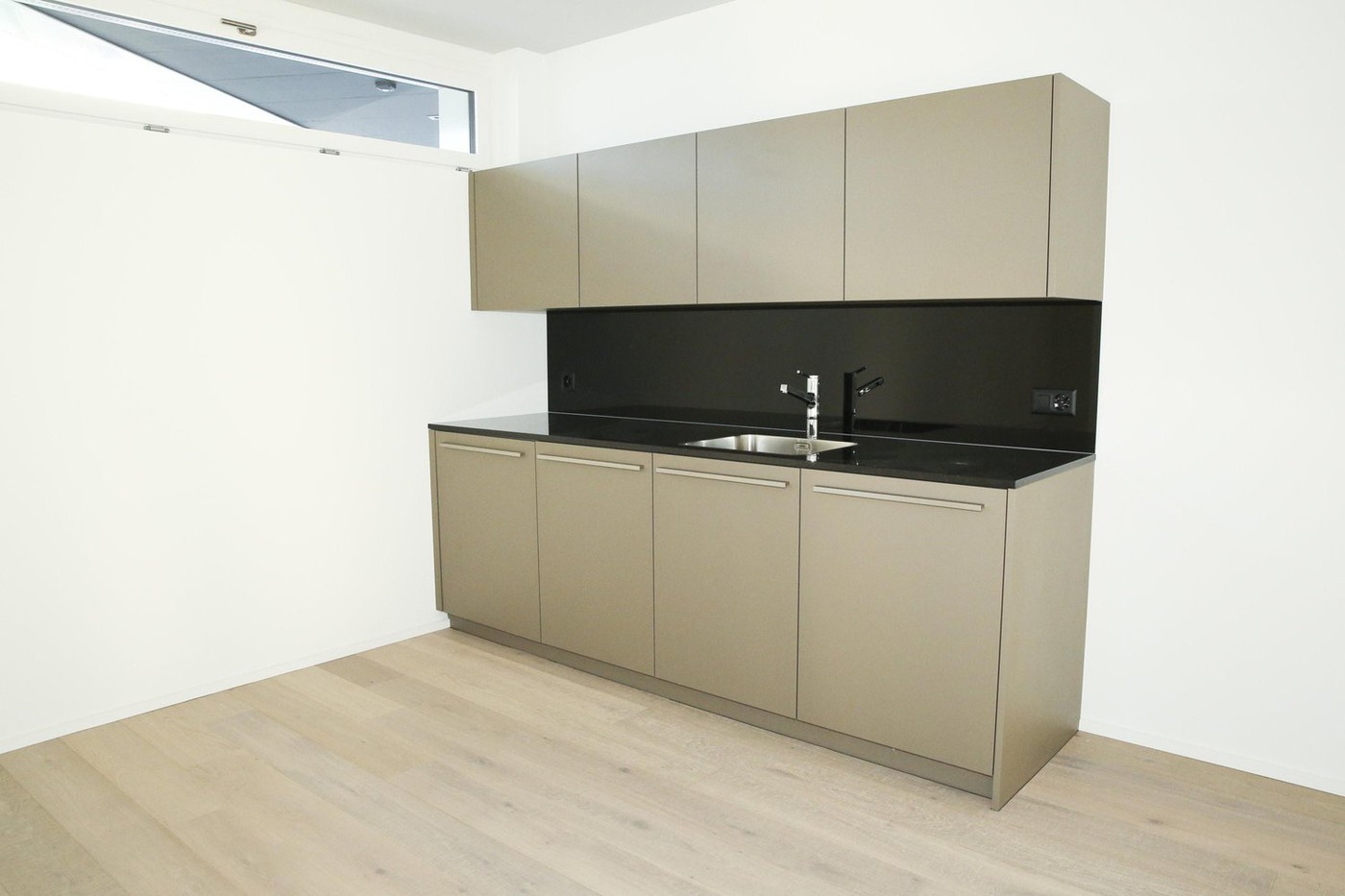 252m² commerciale
