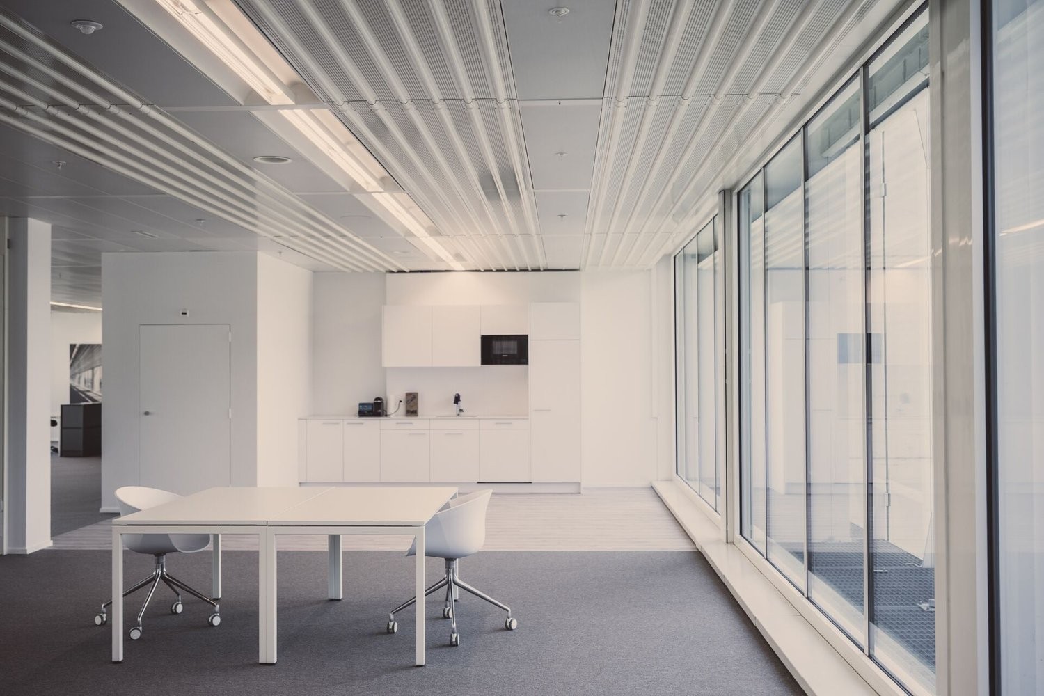 962m² bureau