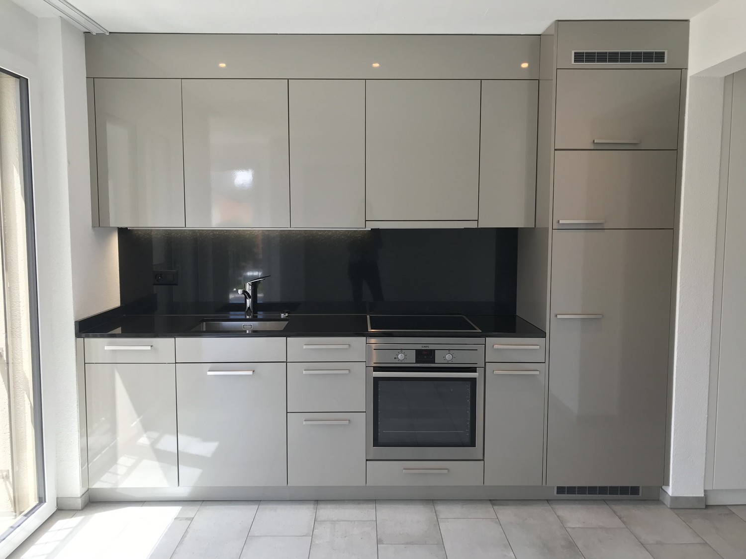 1 room apartment, Foto 1 von 2