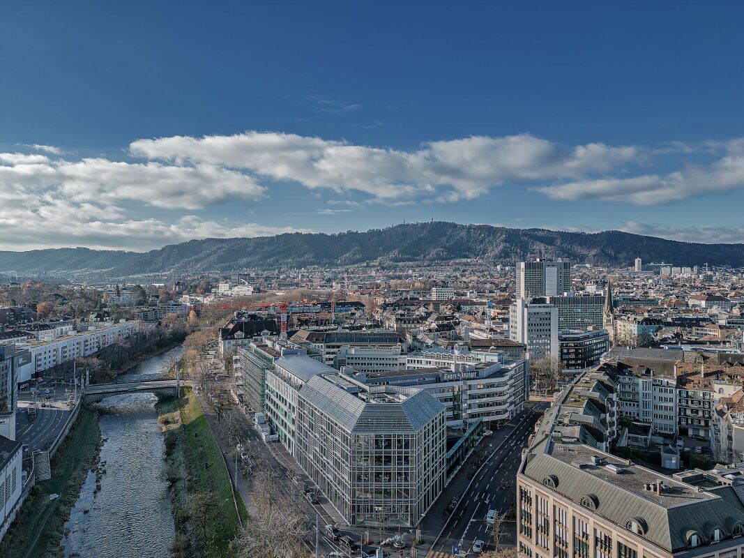 864m² de bureaux