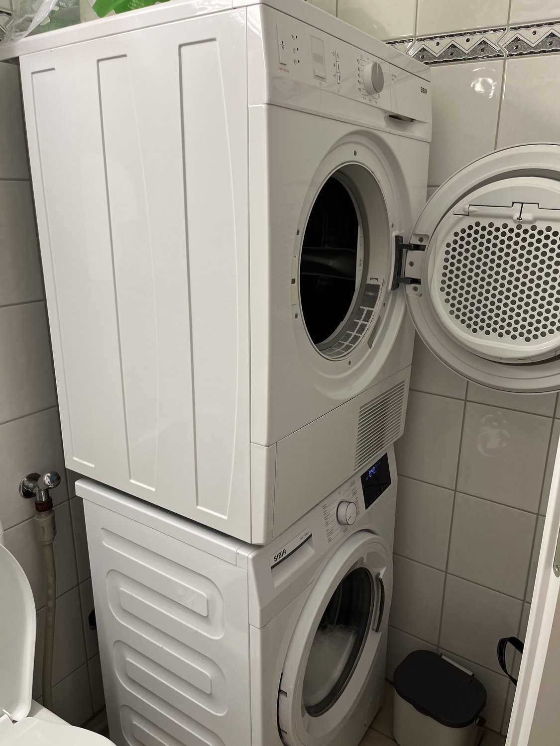 2 ½ rooms furnished flat