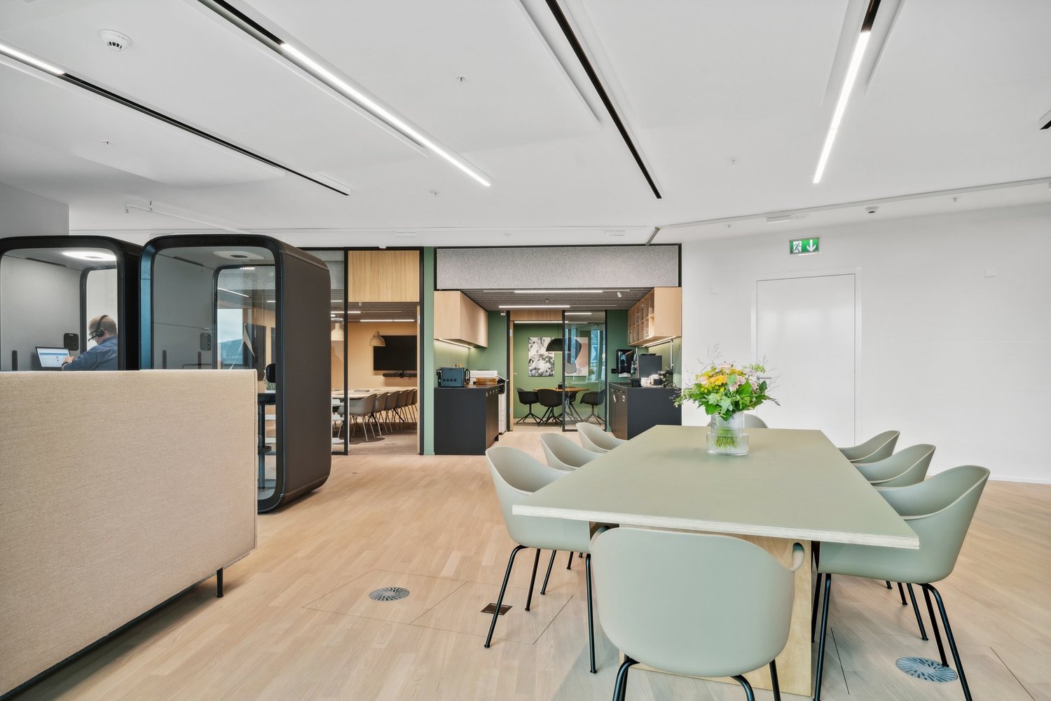 Bureau de 112m²