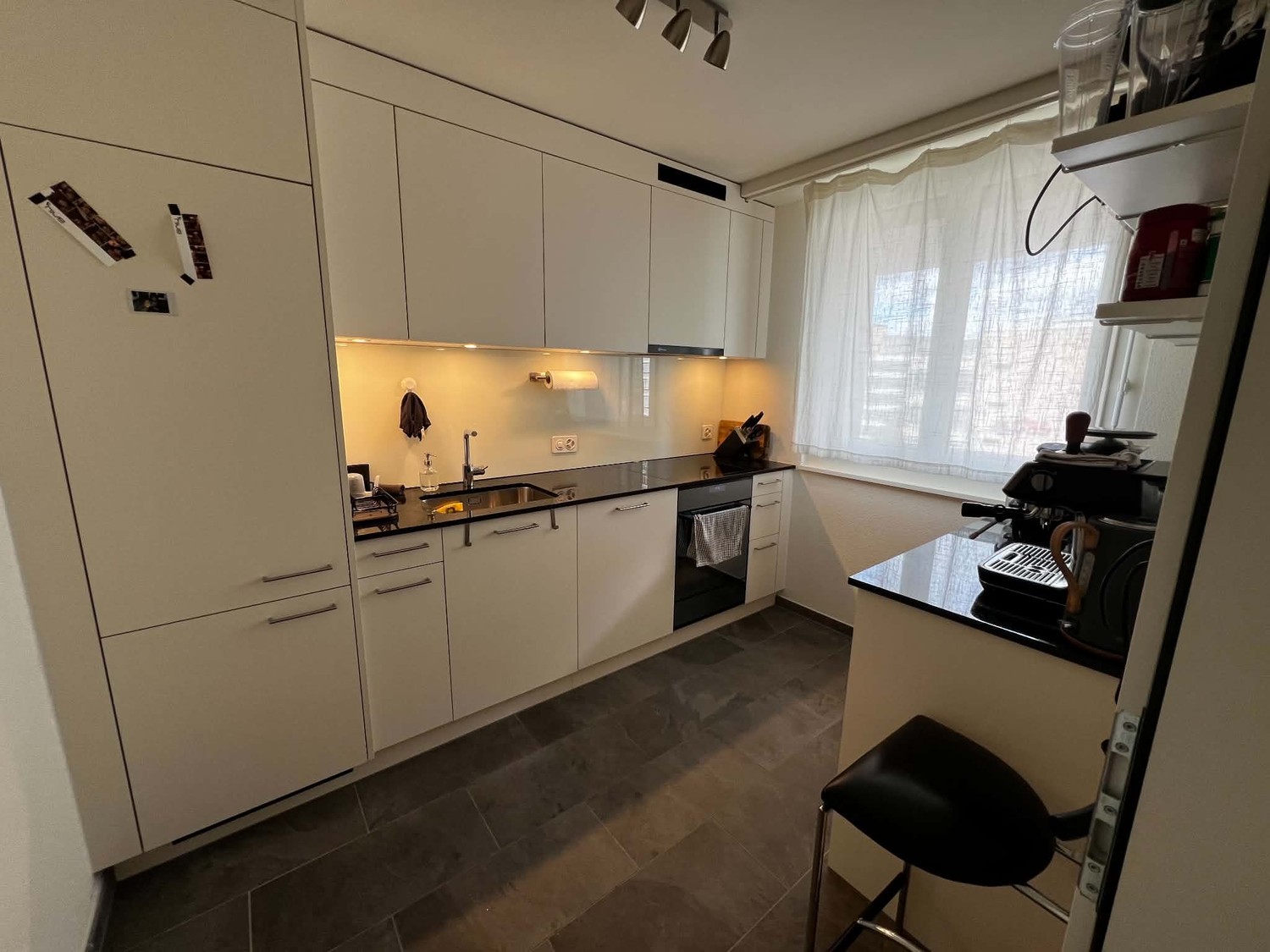 Chambre dans un appartement partagé