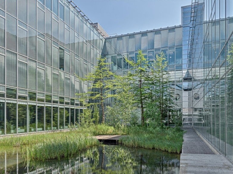 191m² office