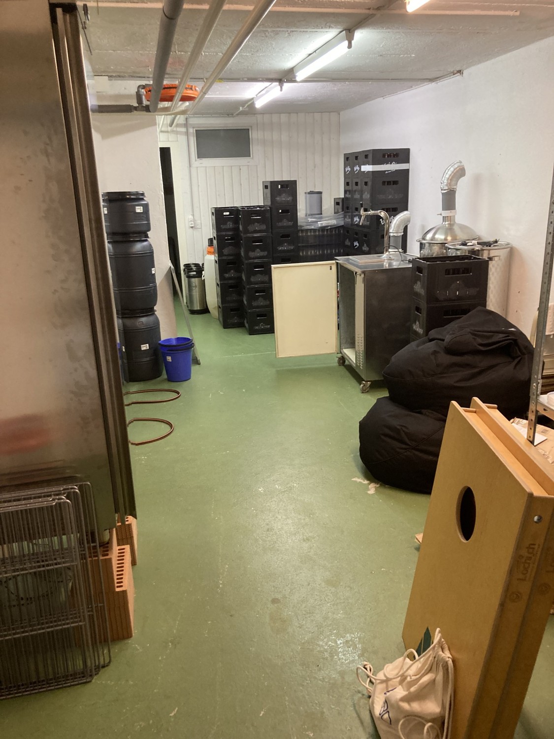 54m² commercial