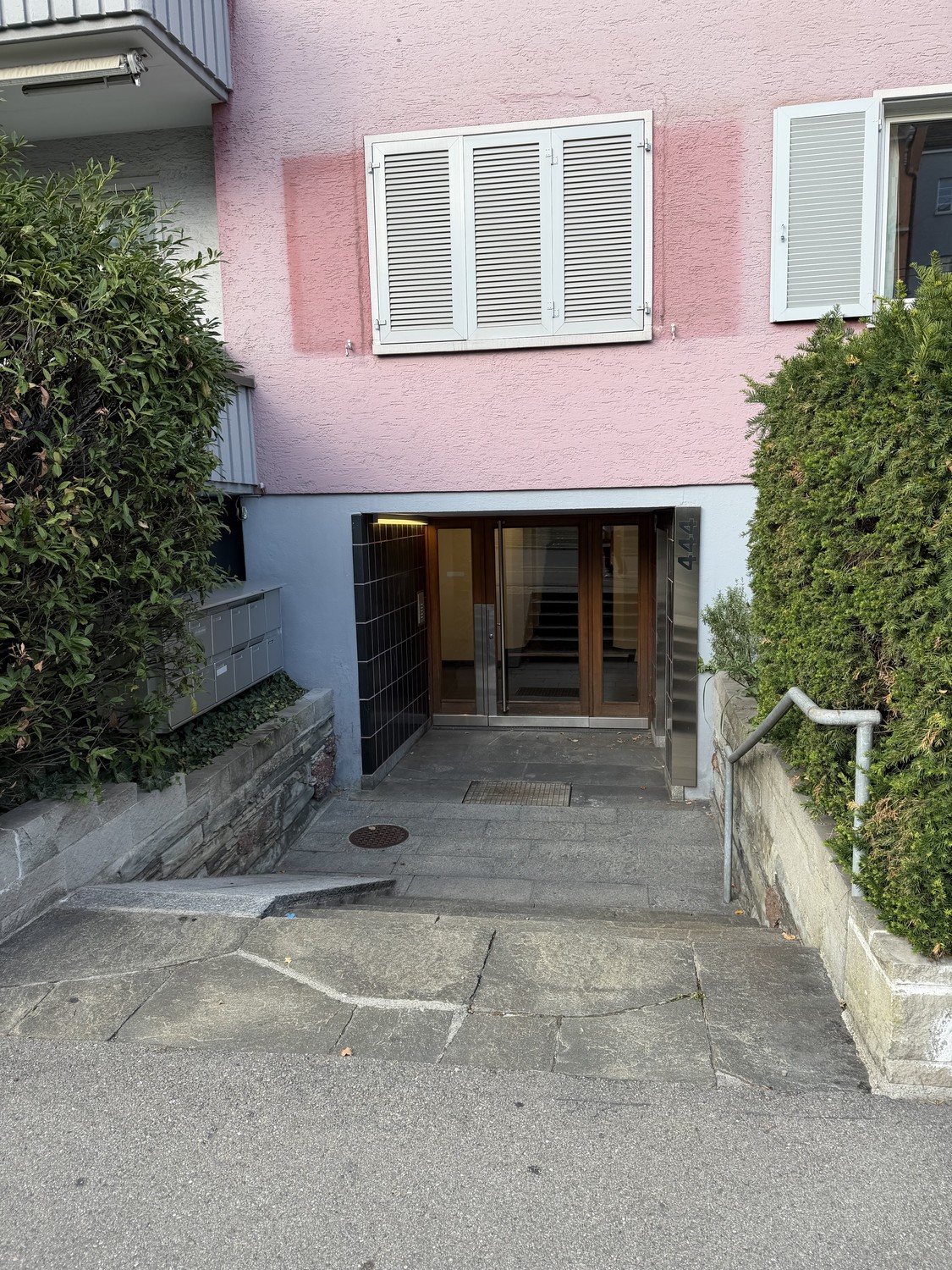 Camera in un appartamento condiviso, foto 6 di 9
