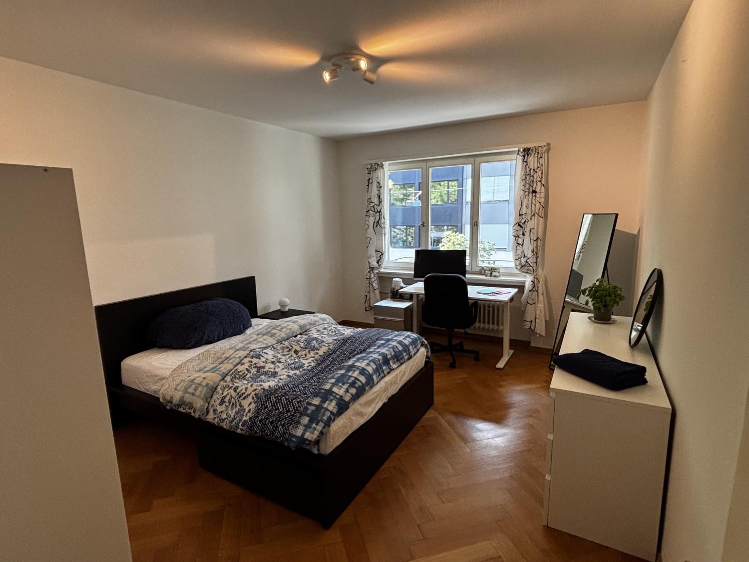 Zimmer in einer WG, Foto 1 von 8