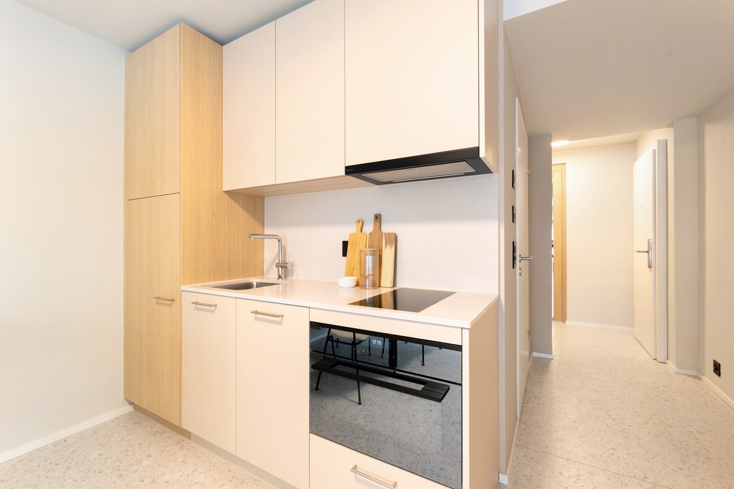 Appartamento di 2 ½ locali arredato, foto 6 di 7