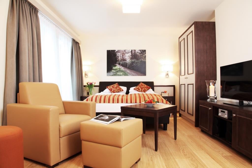 1-Zimmer-Wohnung möbliert
