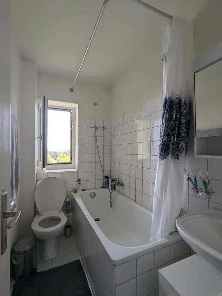 Room in a shared flat, Foto 3 von 6