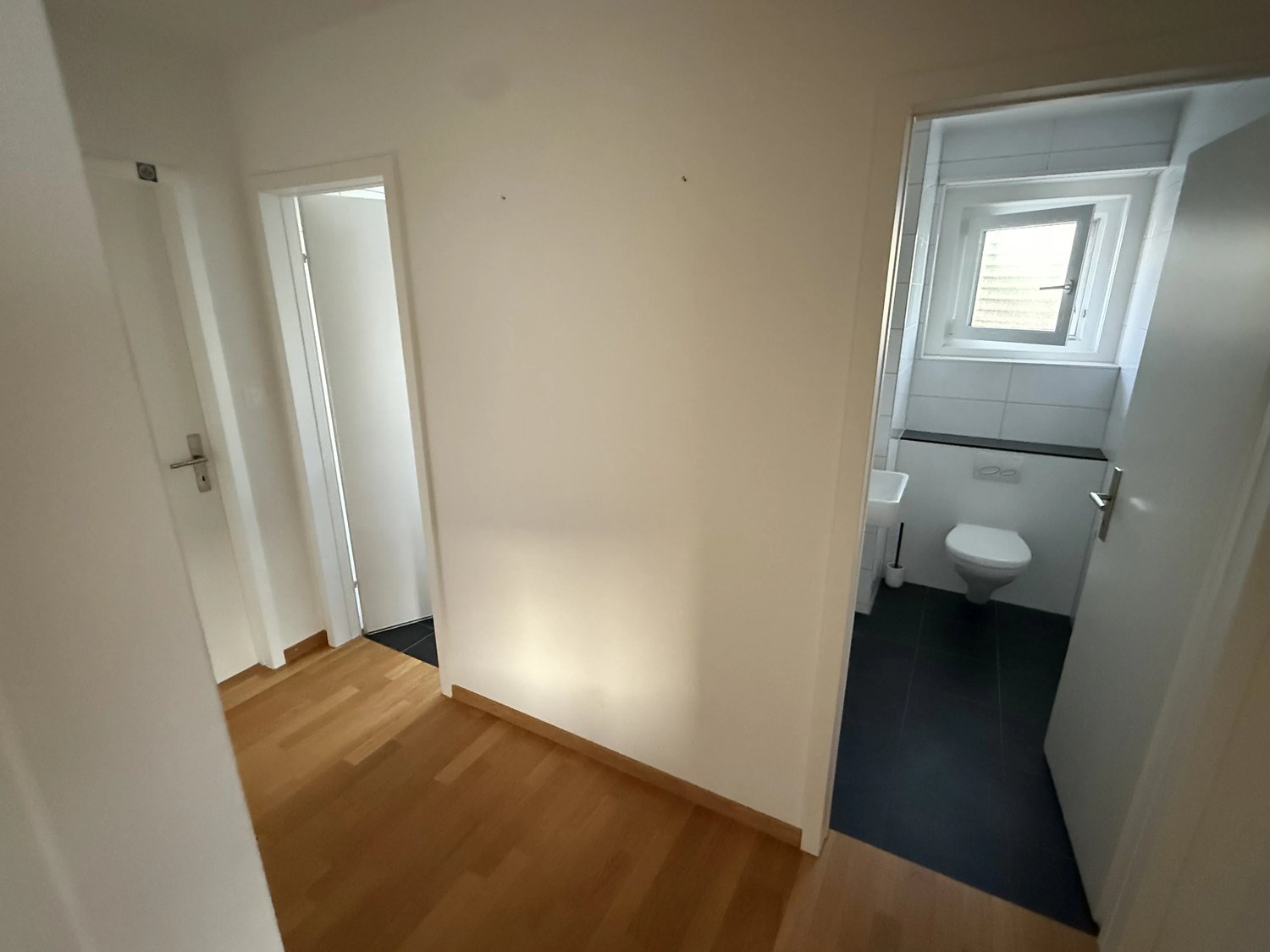 Camera in appartamento condiviso, foto 6 di 7