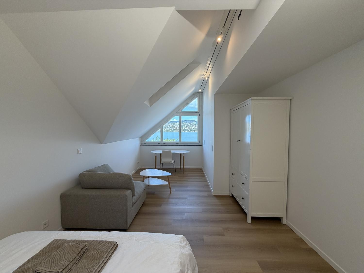 Zimmer in einer Wohngemeinschaft, Foto 4 von 10