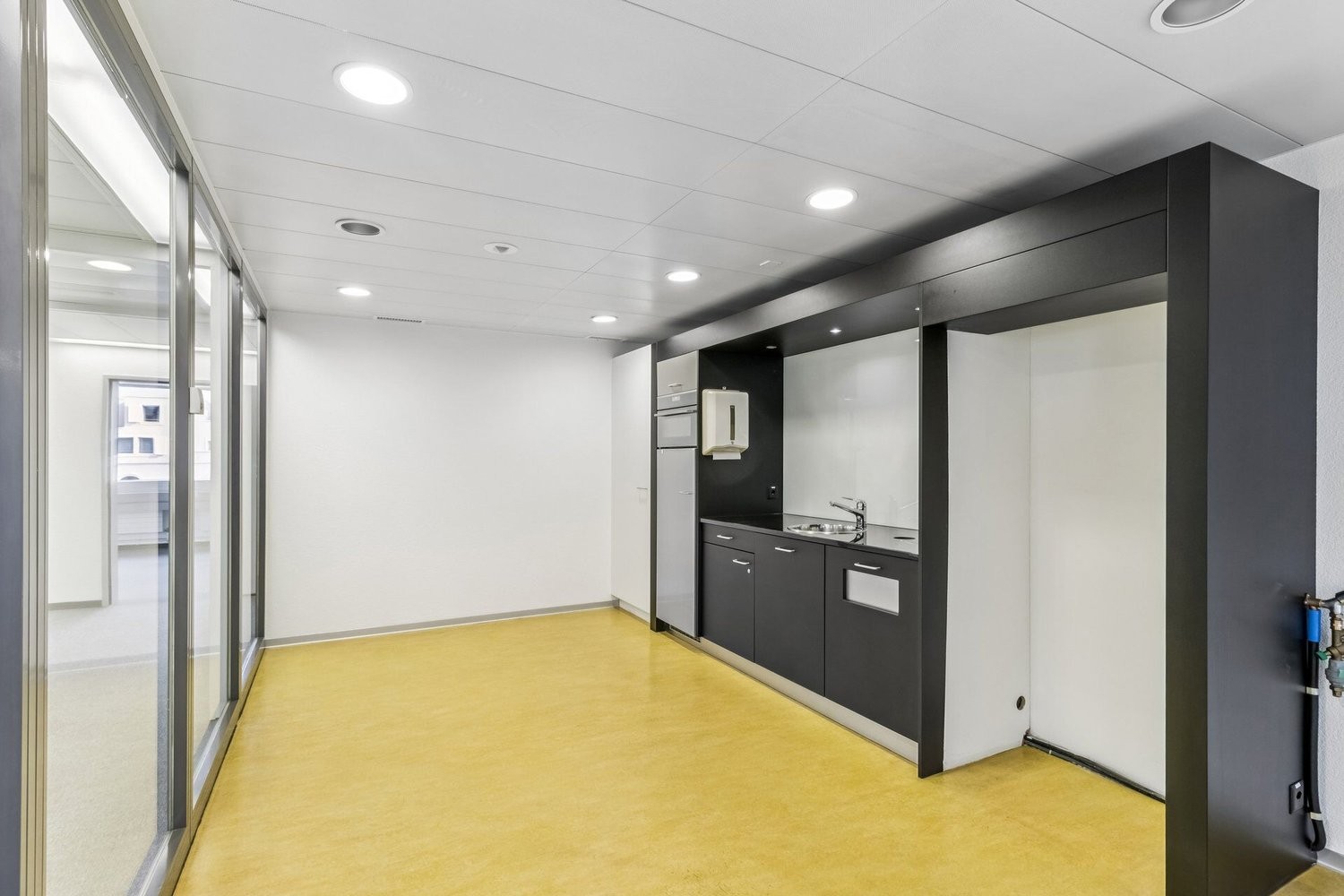 145m² ufficio